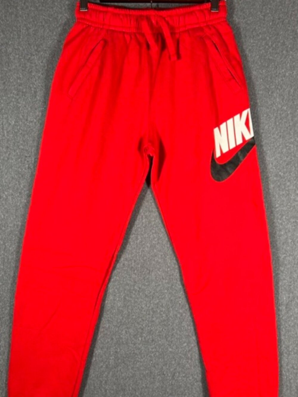 Nike Kids Sportswear Red Fleece Joggers Big Logo Sweatpants Youth XL CJ7863-657